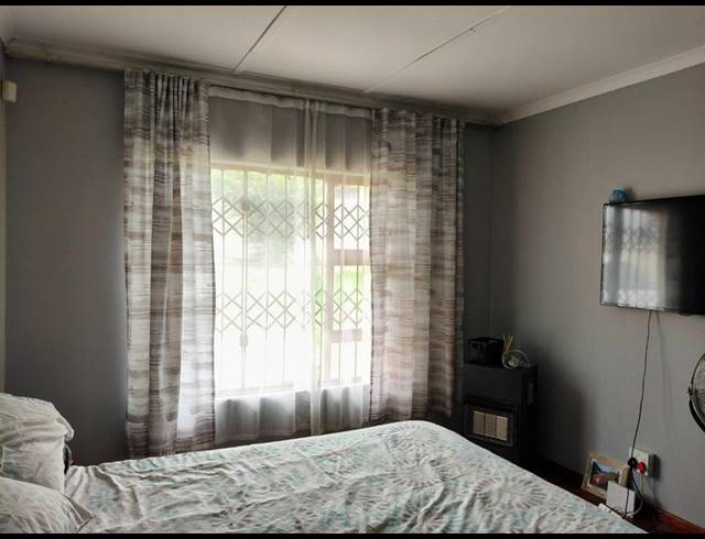 3 BEDROOM PROPERTY TO RENT IN SOUTHERNWOOD
